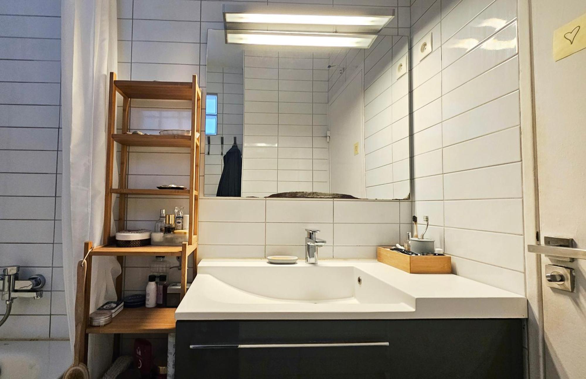 Apartment Big & Calm Familial With Balcony, Car Parking And Free Wifi